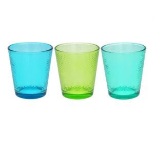 Bicchieri acqua colorati realizzati in vetro