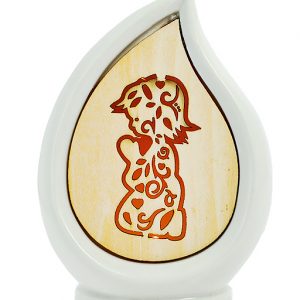 Goccia led Prima Comunione. La bomboniera è realizzata in porcellana. Bellissimo significato di amore vita e famiglia, ideale per lasciare un ricordo indelebile nei vostri invitati.