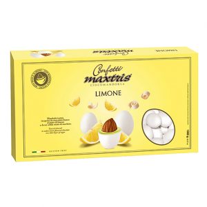 Confetti Limone con mandorla tostata avvolta da cioccolato bianco al gusto di pistacchio ricoperto da un sottilissimo strato di zucchero. Prodotto senza glutine.