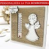 Bomboniera quadretto termometro con Angelo custode realizzato in legno, di forma quadrata, decorato da un angelo custode