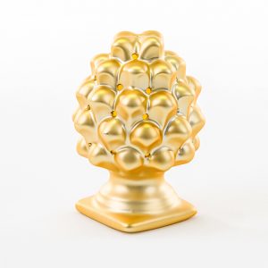 Bomboniera Pigna con luce led. Realizzata in porcellana, decorata una bellissimo Gold