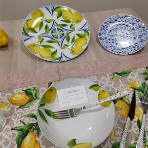 Servizio piatti Sicilia con limoni appartenente alla prestigiosa linea Tognana