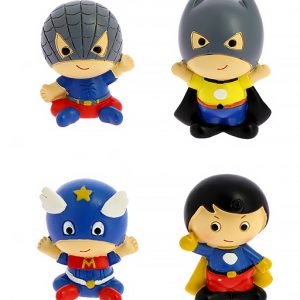 Bomboniera statuette supereroi assoriti in quattro personaggi: capitan america, superman, batman, spiderman