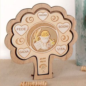 Albero della vita in legno con cerchio centrale con raffigurazione dei simboli sacri della Prima Comunione