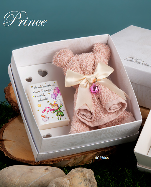 Set saponetta con orsetto sonaglio. Set comprende un sapone decorato con Piccolo principe o principessa (a tua scelta)