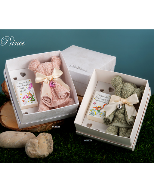 Set saponetta con orsetto sonaglio. Set comprende un sapone decorato con Piccolo principe o principessa (a tua scelta)