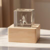 Cubo fatina in cristallo con base in legno