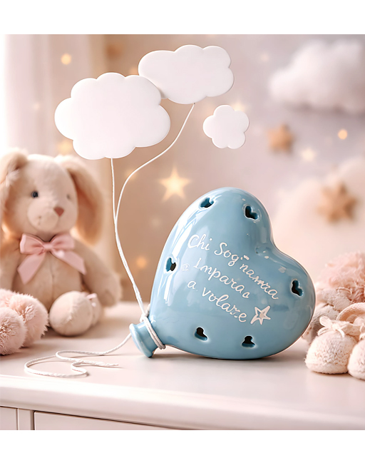 Lampada led cuore a forma di palloncino cielo con la frase “Chi sogna impara a volare”